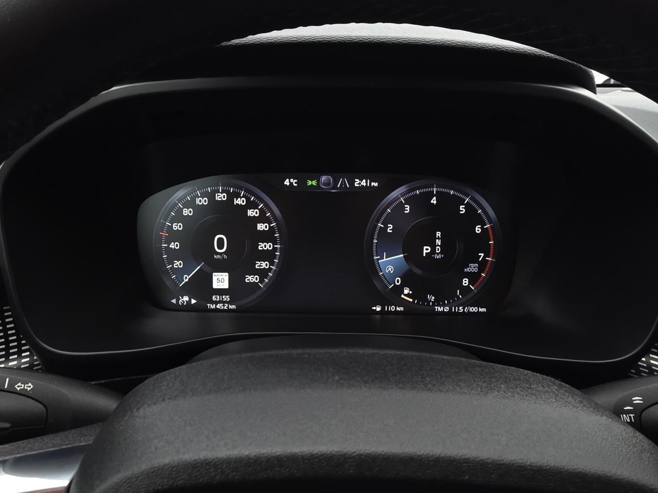 2022 Volvo XC40 T5 AWD R-Design * 1 OWNER / CARPLAY / PANORAMIC RO Photo