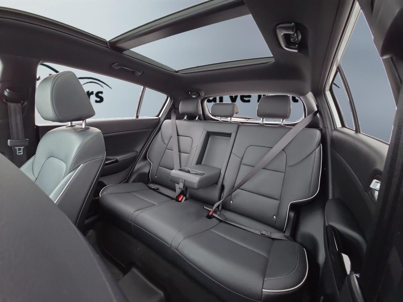 2020 Kia Sportage SX-T AWD * NO ACCIDENTS / CARPLAY / CAMERA / PANO Photo