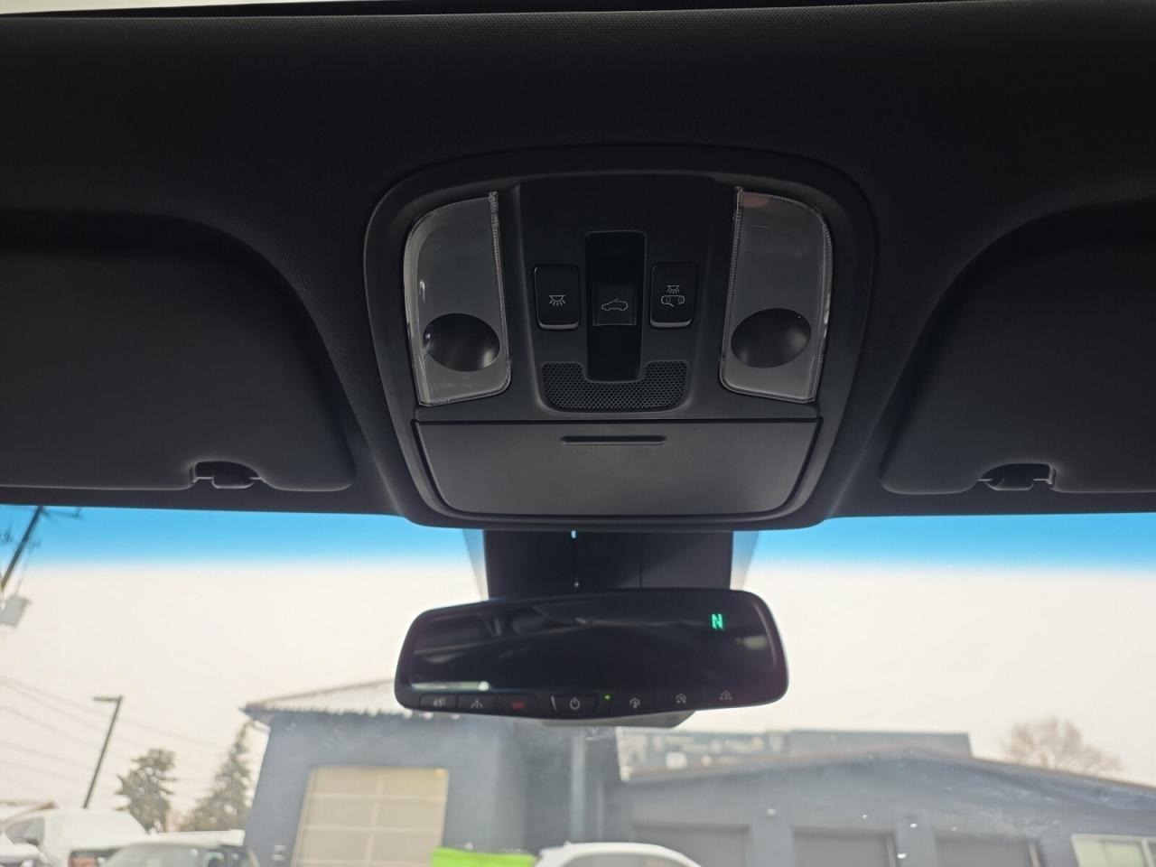 2020 Kia Sportage SX-T AWD * NO ACCIDENTS / CARPLAY / CAMERA / PANO Photo