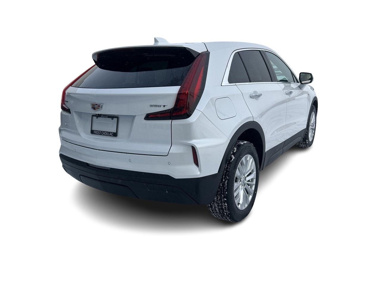 2024 Cadillac XT4 Luxury Low KM Leather Rates from 4.99% Clean CarFa Photo