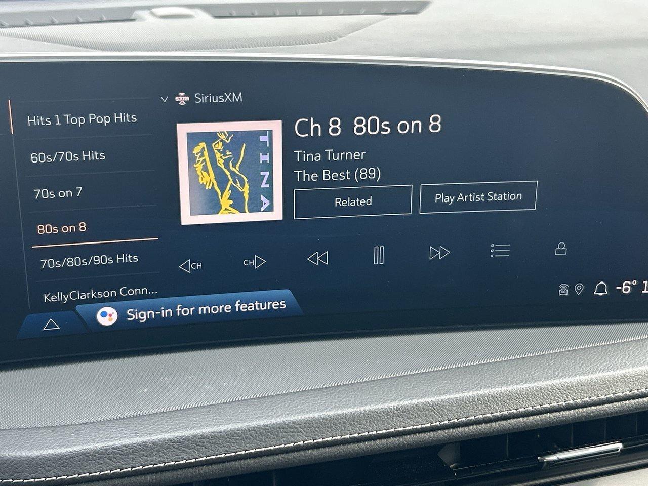 2024 Cadillac XT4 Luxury Low KM Leather Rates from 4.99% Clean CarFa Photo