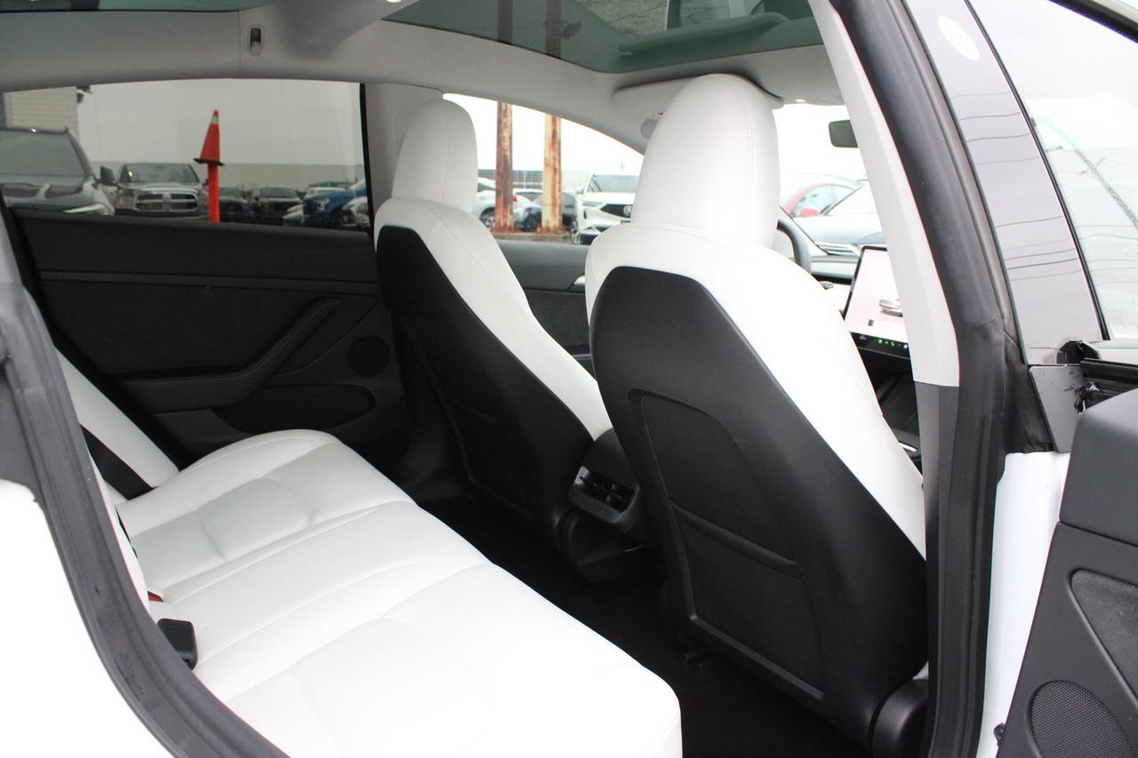 2023 Tesla Model 3 Standard Range Plus White Interior Photo