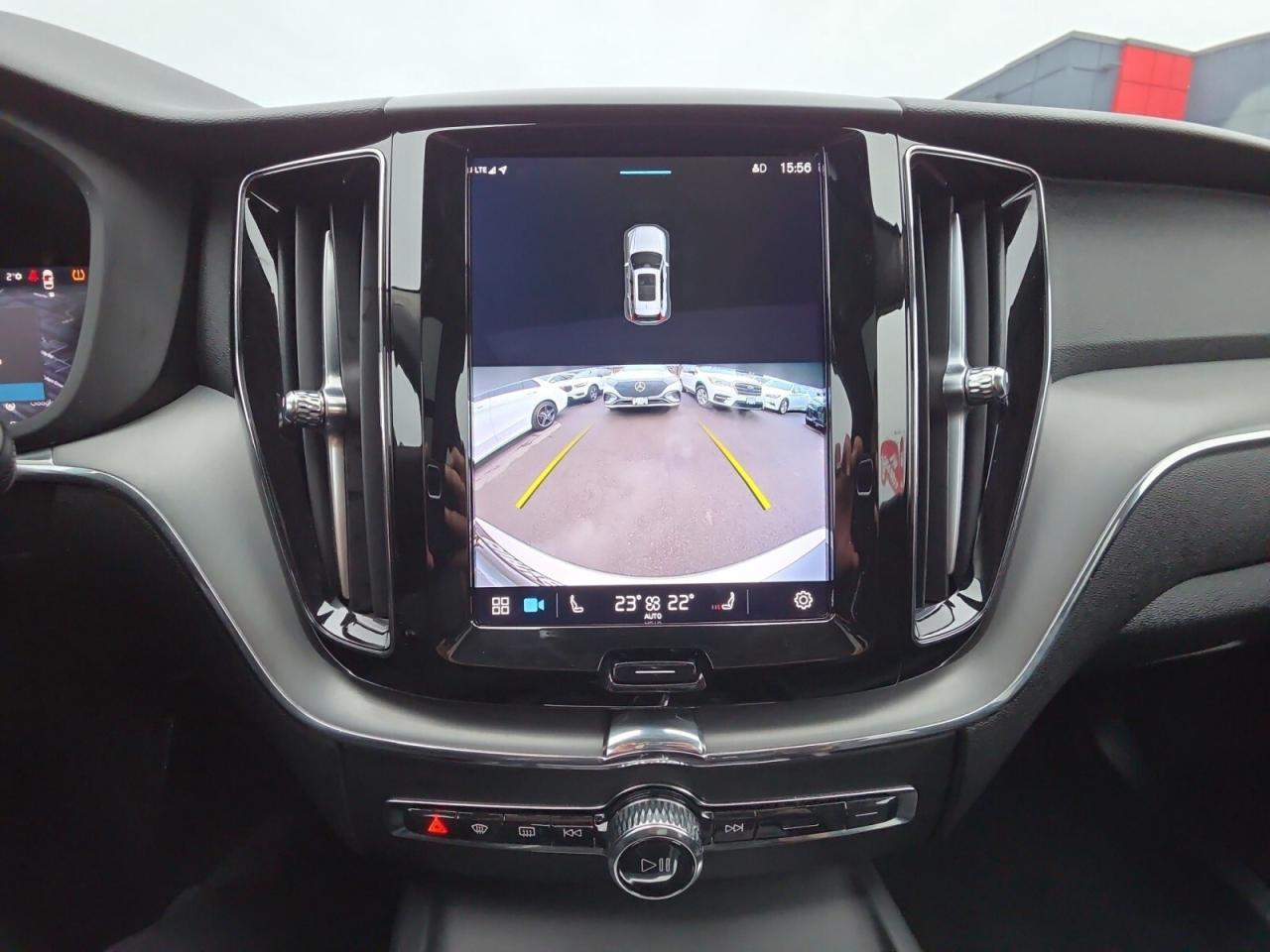 2023 Volvo XC60 B6 AWD Core * NO ACCIDENTS / 1 OWNER / FULL SERVIC Photo