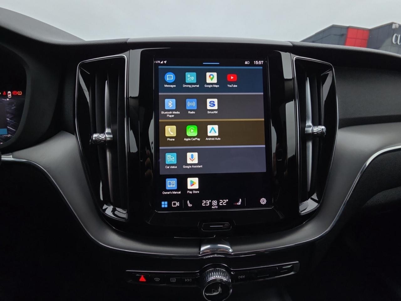 2023 Volvo XC60 B6 AWD Core * NO ACCIDENTS / 1 OWNER / FULL SERVIC Photo