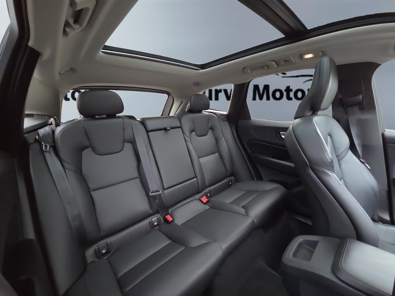 2023 Volvo XC60 B6 AWD Core * NO ACCIDENTS / 1 OWNER / FULL SERVIC Photo