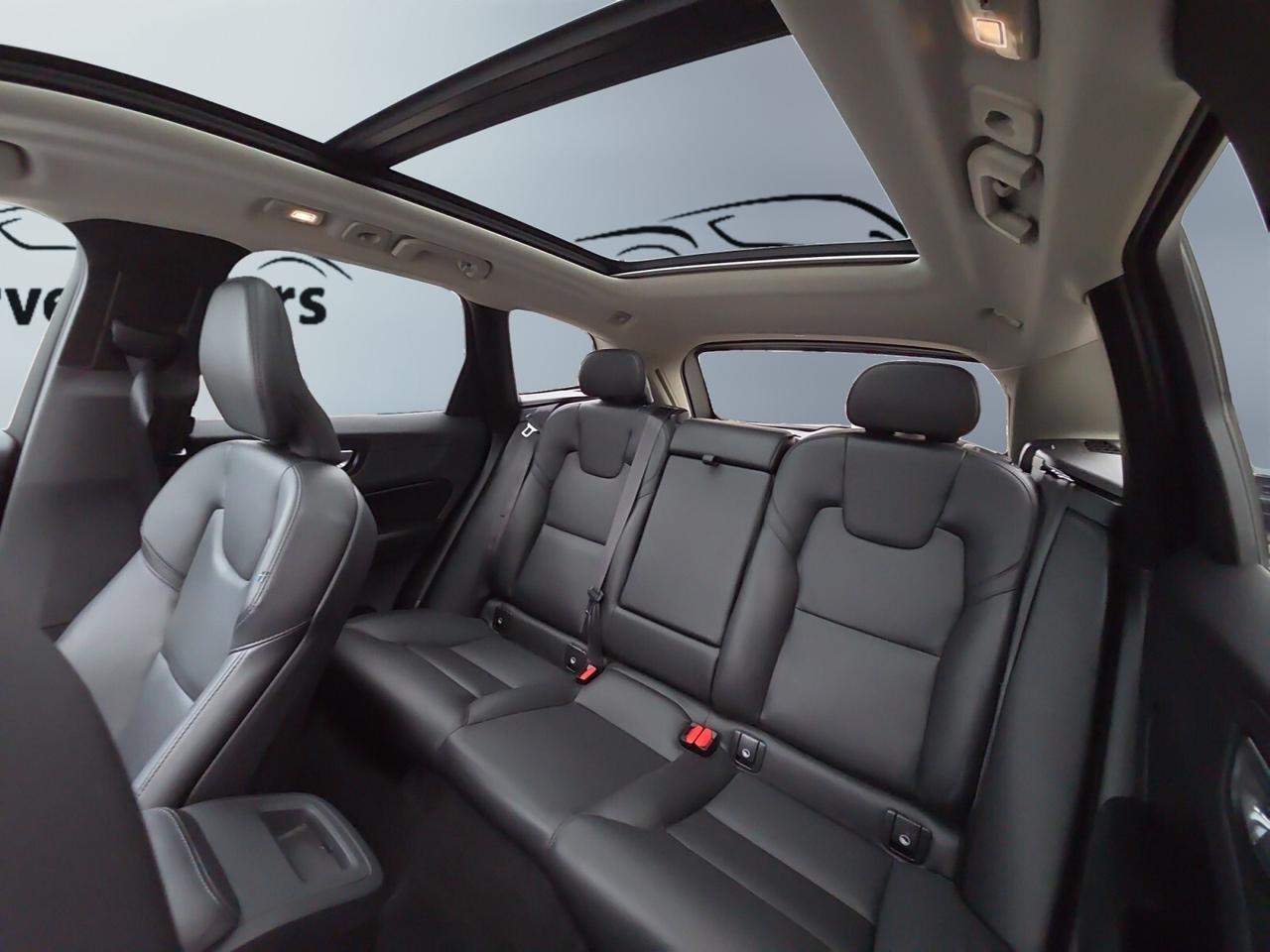 2023 Volvo XC60 B6 AWD Core * NO ACCIDENTS / 1 OWNER / FULL SERVIC Photo