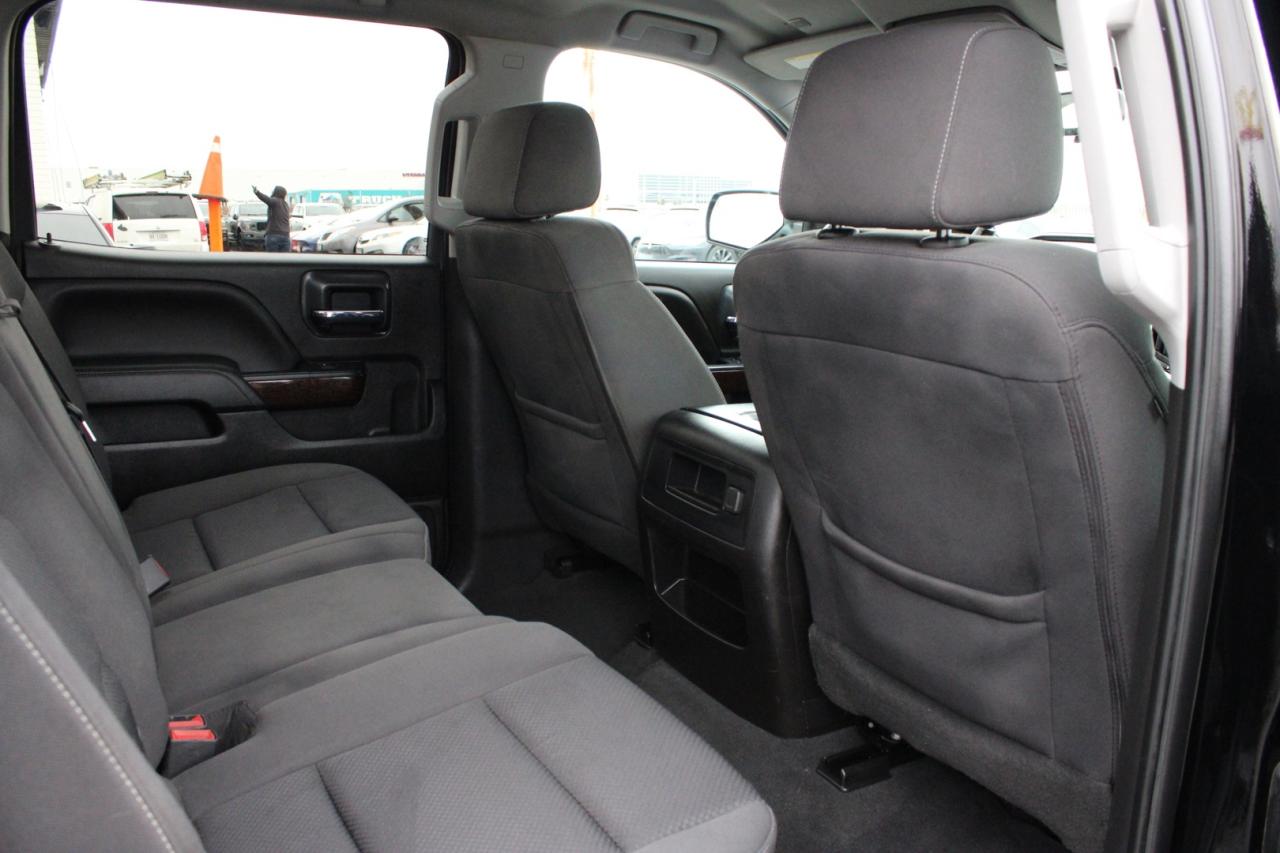 2018 GMC Sierra 1500 SLE Crew Cab 4WD   No Accident   Safety Certified Photo