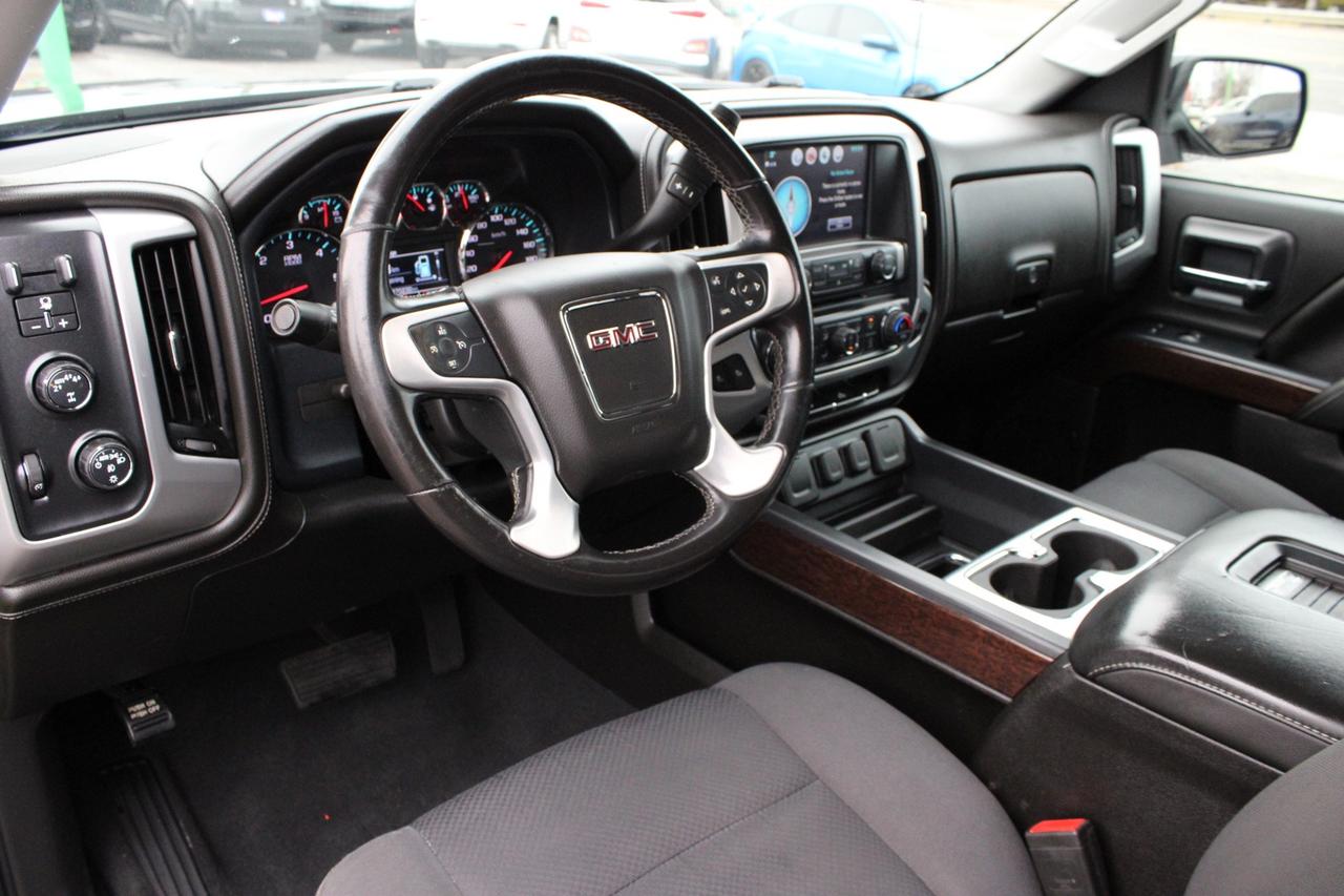 2018 GMC Sierra 1500 SLE Crew Cab 4WD   No Accident   Safety Certified Photo