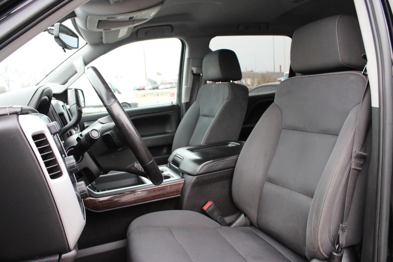 2018 GMC Sierra 1500 SLE Crew Cab 4WD   No Accident   Safety Certified Photo