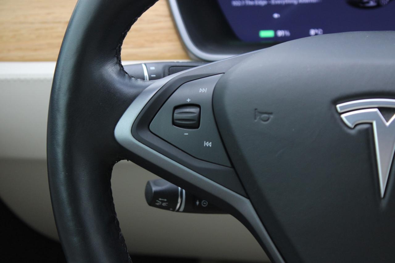 2019 Tesla Model S 100D AWD Photo