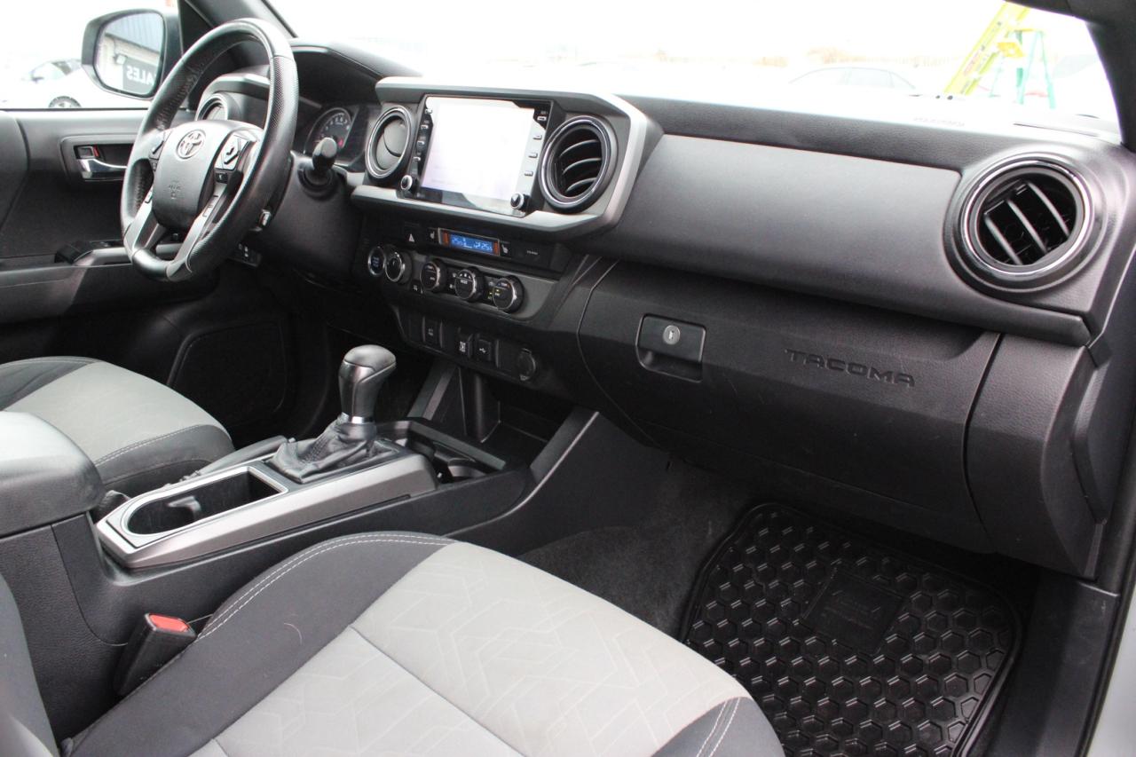 2021 Toyota Tacoma SR5 Double Cab 4WD TRD SPORT Automatic V6 Photo