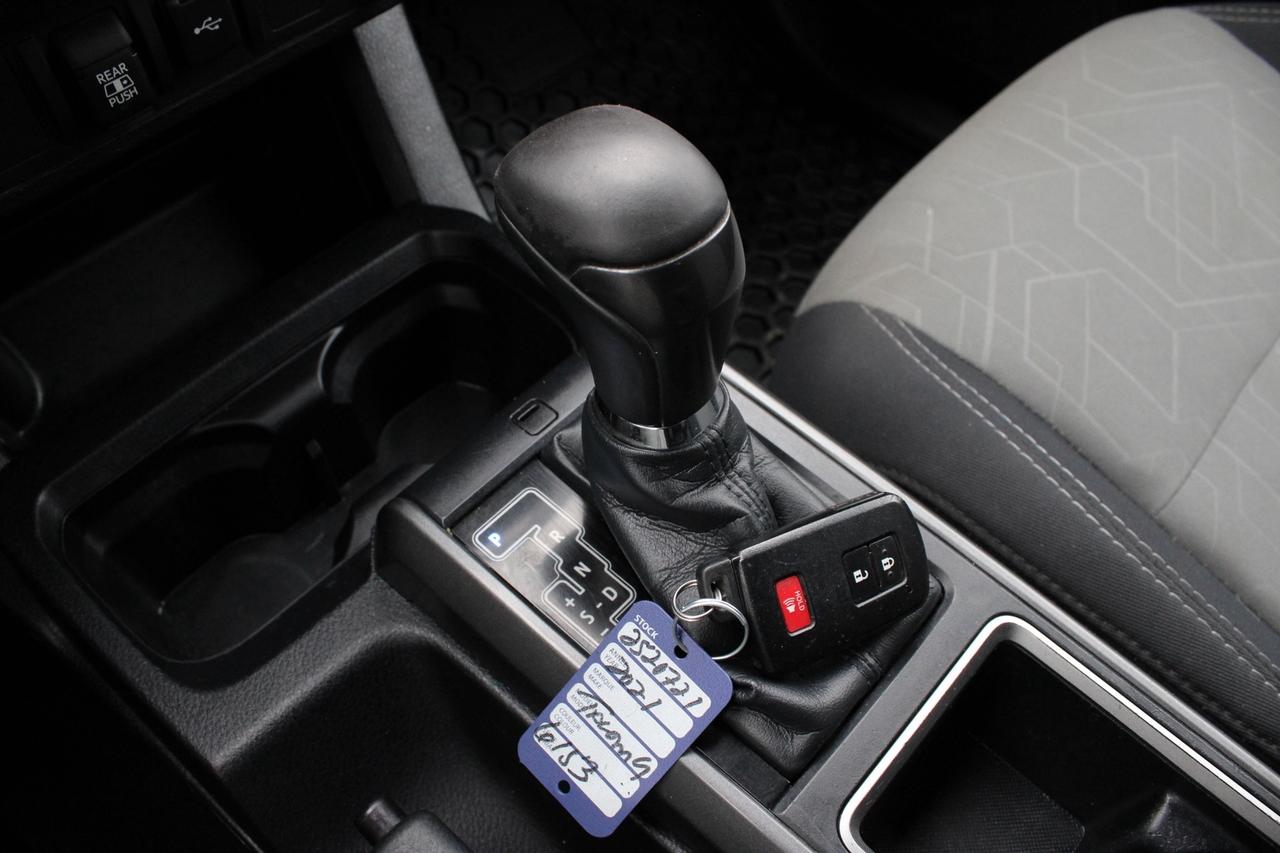 2021 Toyota Tacoma SR5 Double Cab 4WD TRD SPORT Automatic V6 Photo