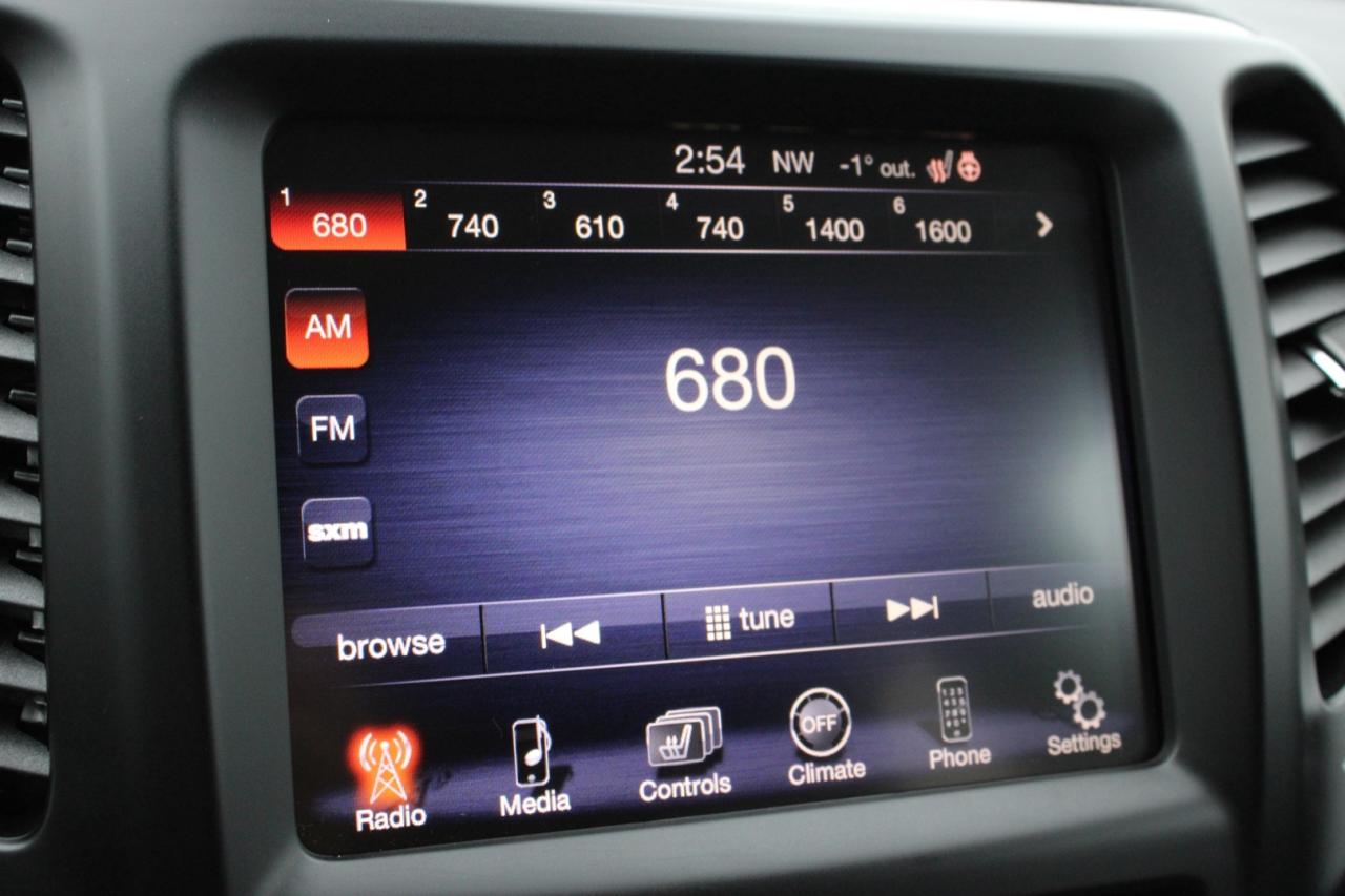 2014 Jeep Cherokee Latitude 4WD Photo