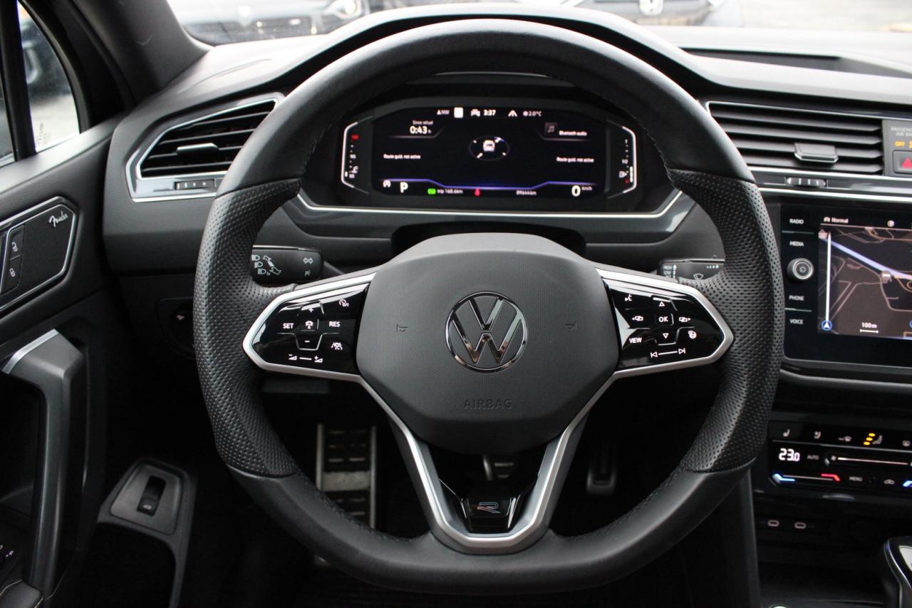 2022 Volkswagen Tiguan HIGHLINE R-Line 4MOTION No Accident Clean Carfax Photo