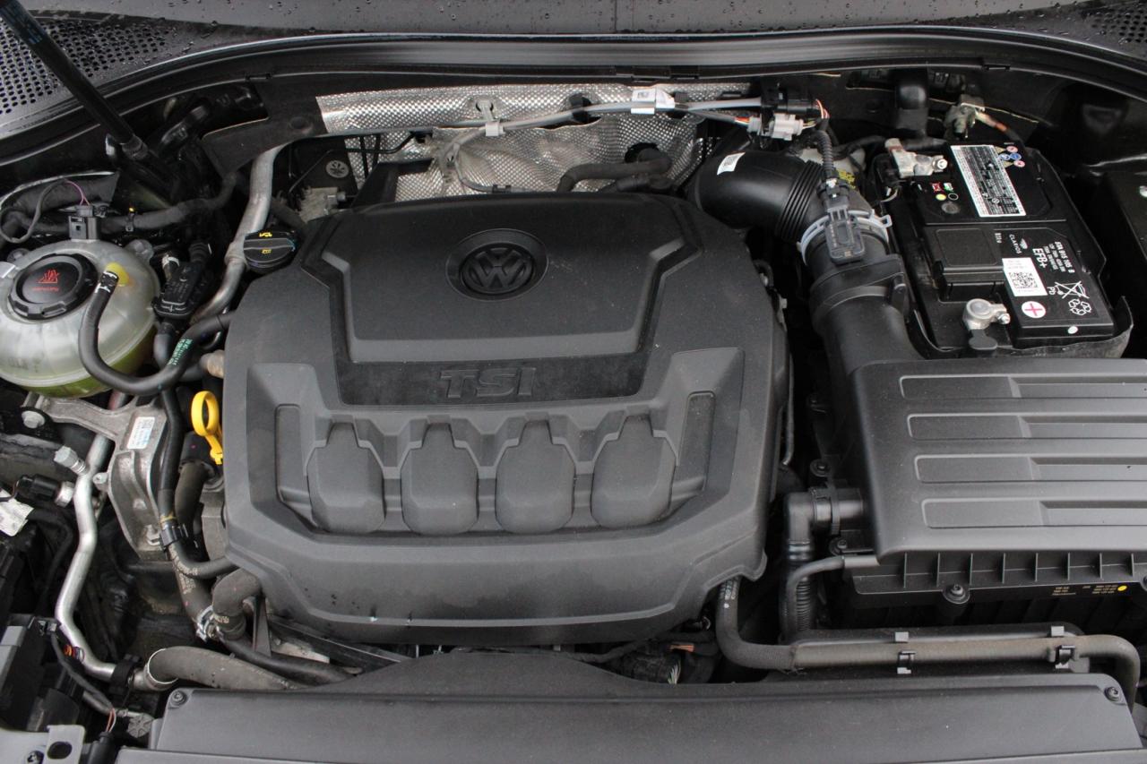 2022 Volkswagen Tiguan HIGHLINE R-Line 4MOTION No Accident Clean Carfax Photo