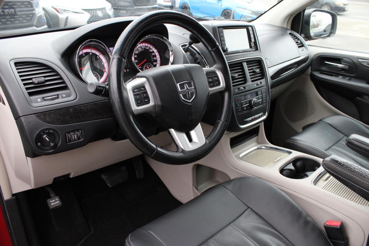 2013 Dodge Grand Caravan Crew   Leather   Sunroof   Safety Certified Photo