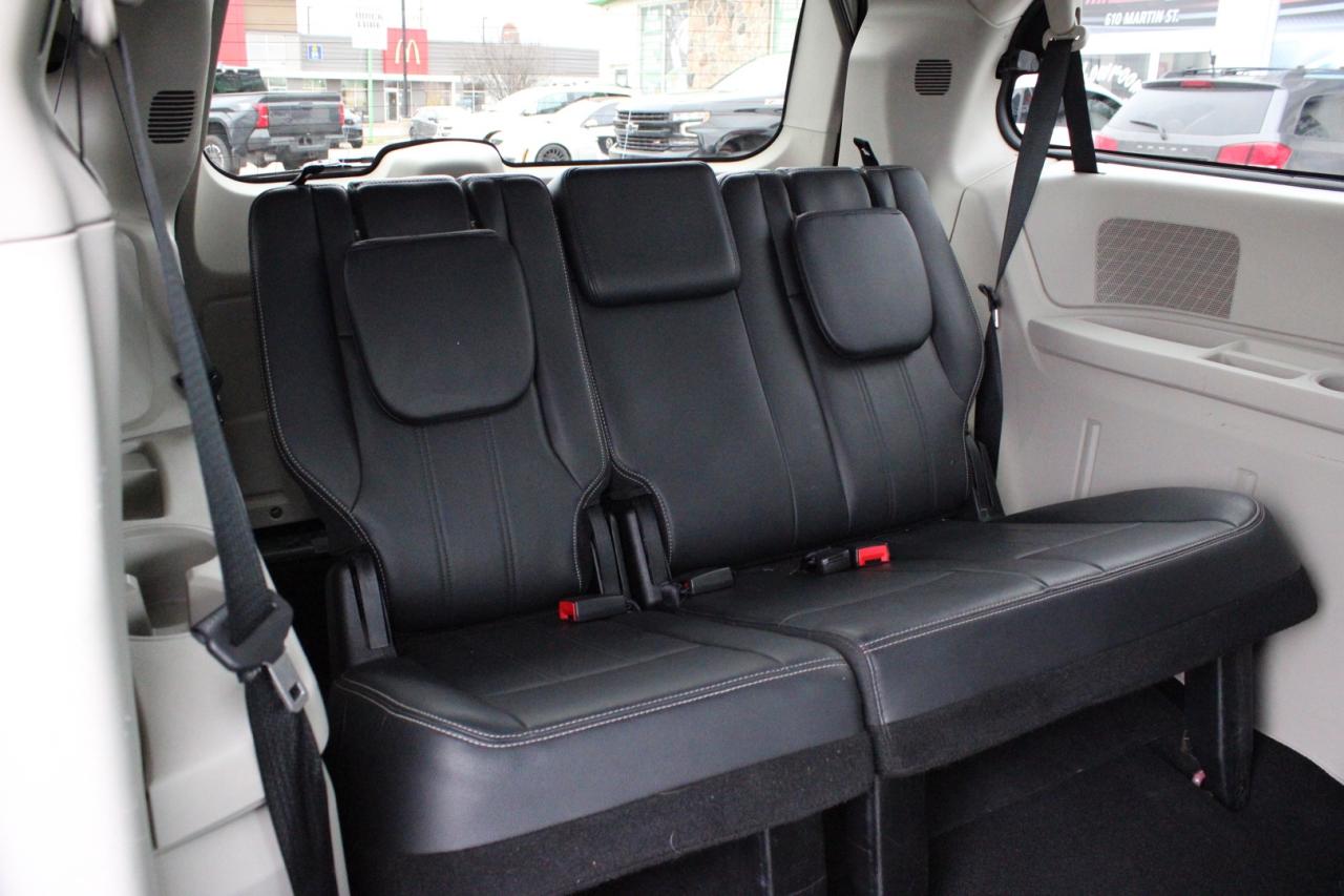 2013 Dodge Grand Caravan Crew   Leather   Sunroof   Safety Certified Photo