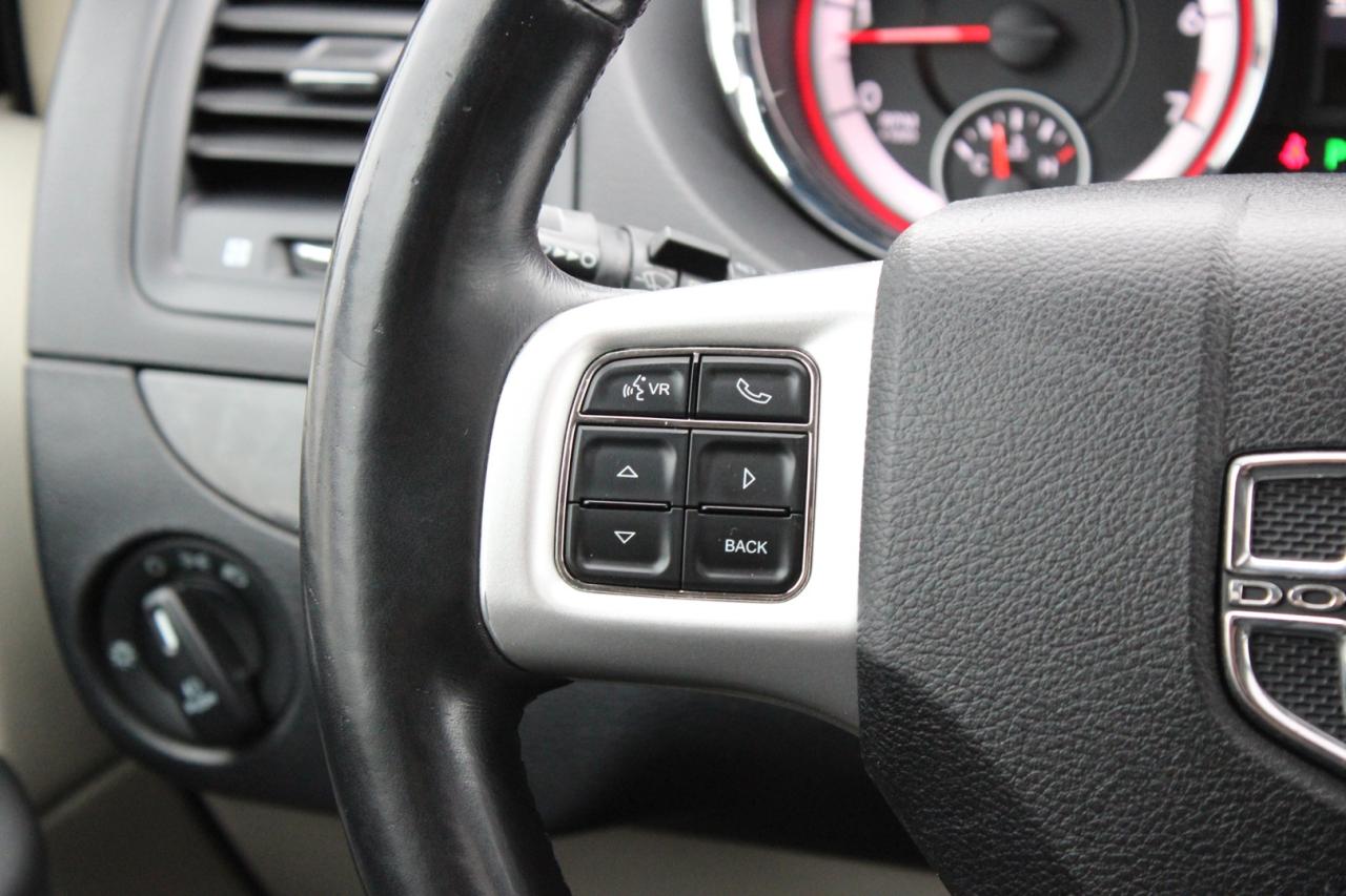 2013 Dodge Grand Caravan Crew   Leather   Sunroof   Safety Certified Photo