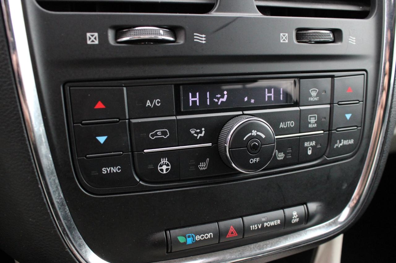 2013 Dodge Grand Caravan Crew   Leather   Sunroof   Safety Certified Photo