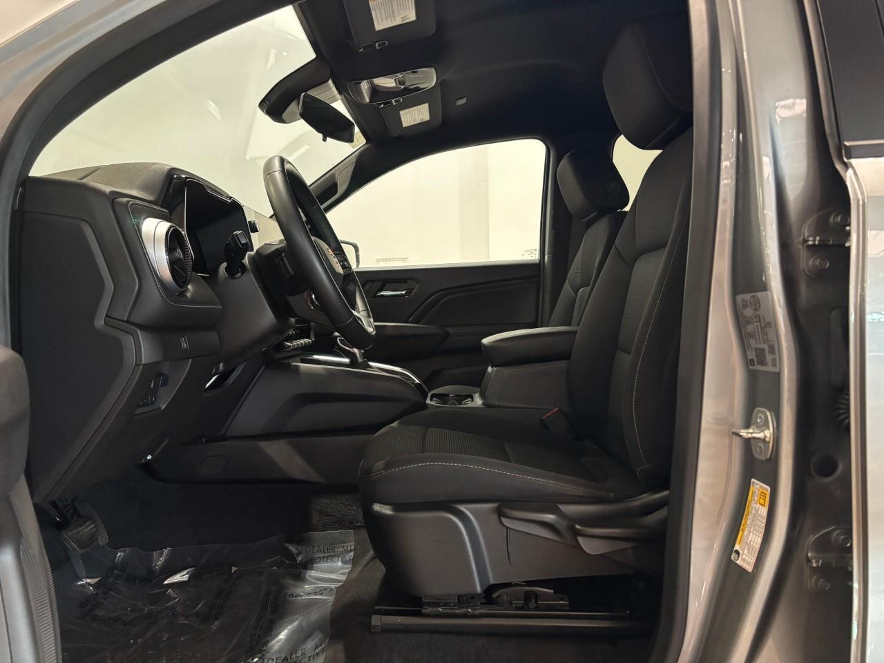 2024 Chevrolet Colorado LT Photo