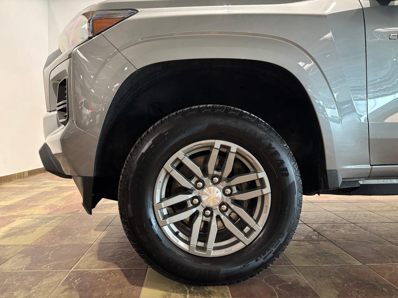 2024 Chevrolet Colorado LT Photo