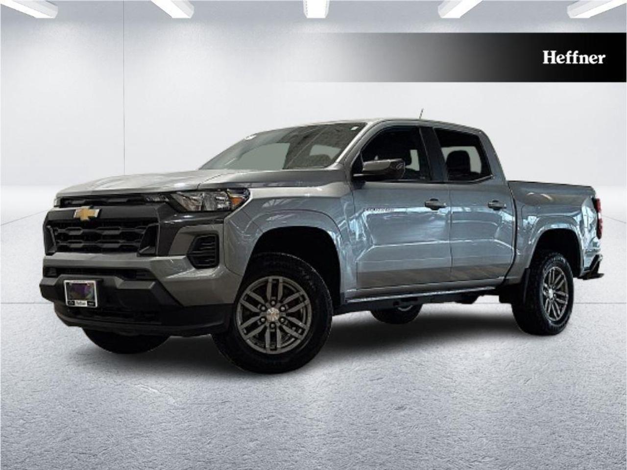 2024 Chevrolet Colorado LT Photo0