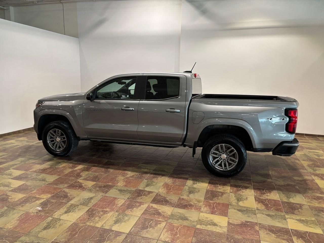 2024 Chevrolet Colorado LT Photo