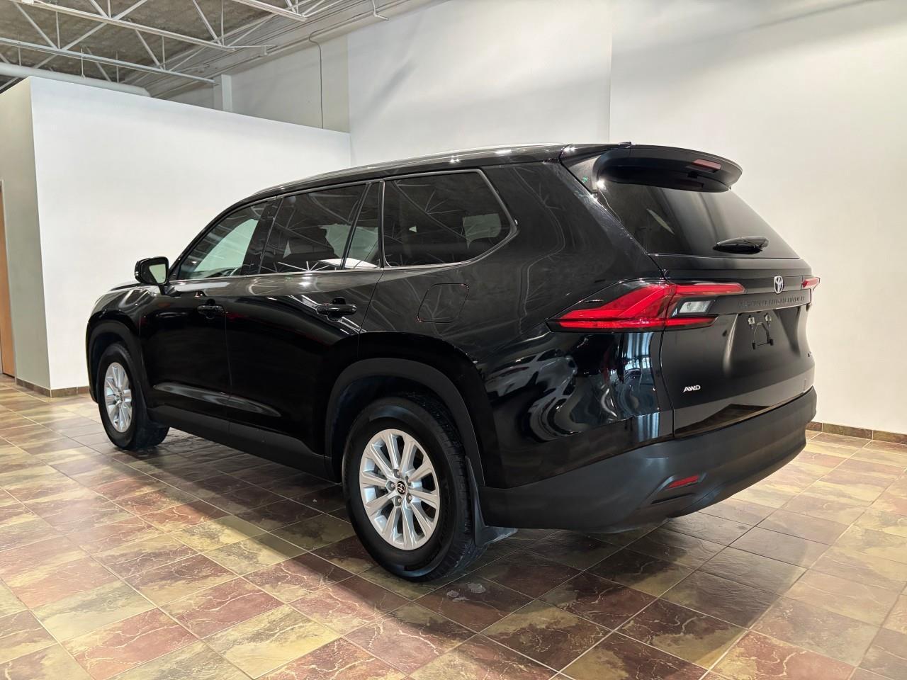 2024 Toyota Grand Highlander XLE Photo