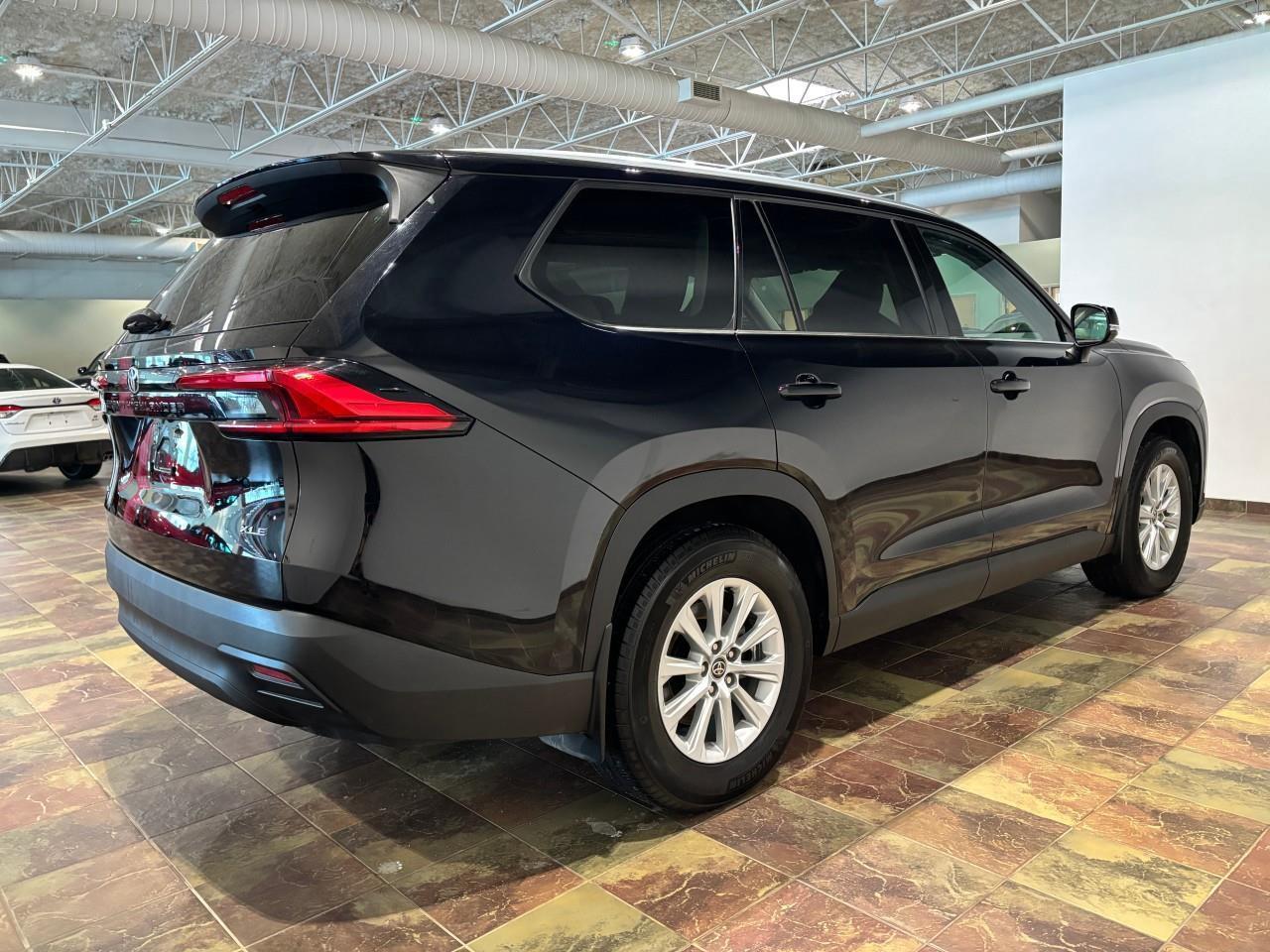 2024 Toyota Grand Highlander XLE Photo