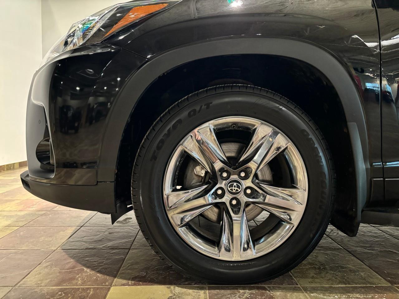 2018 Toyota Highlander LIMITED  Photo