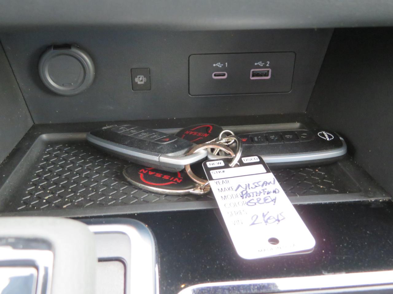 2024 Nissan Pathfinder SL 4WD Photo