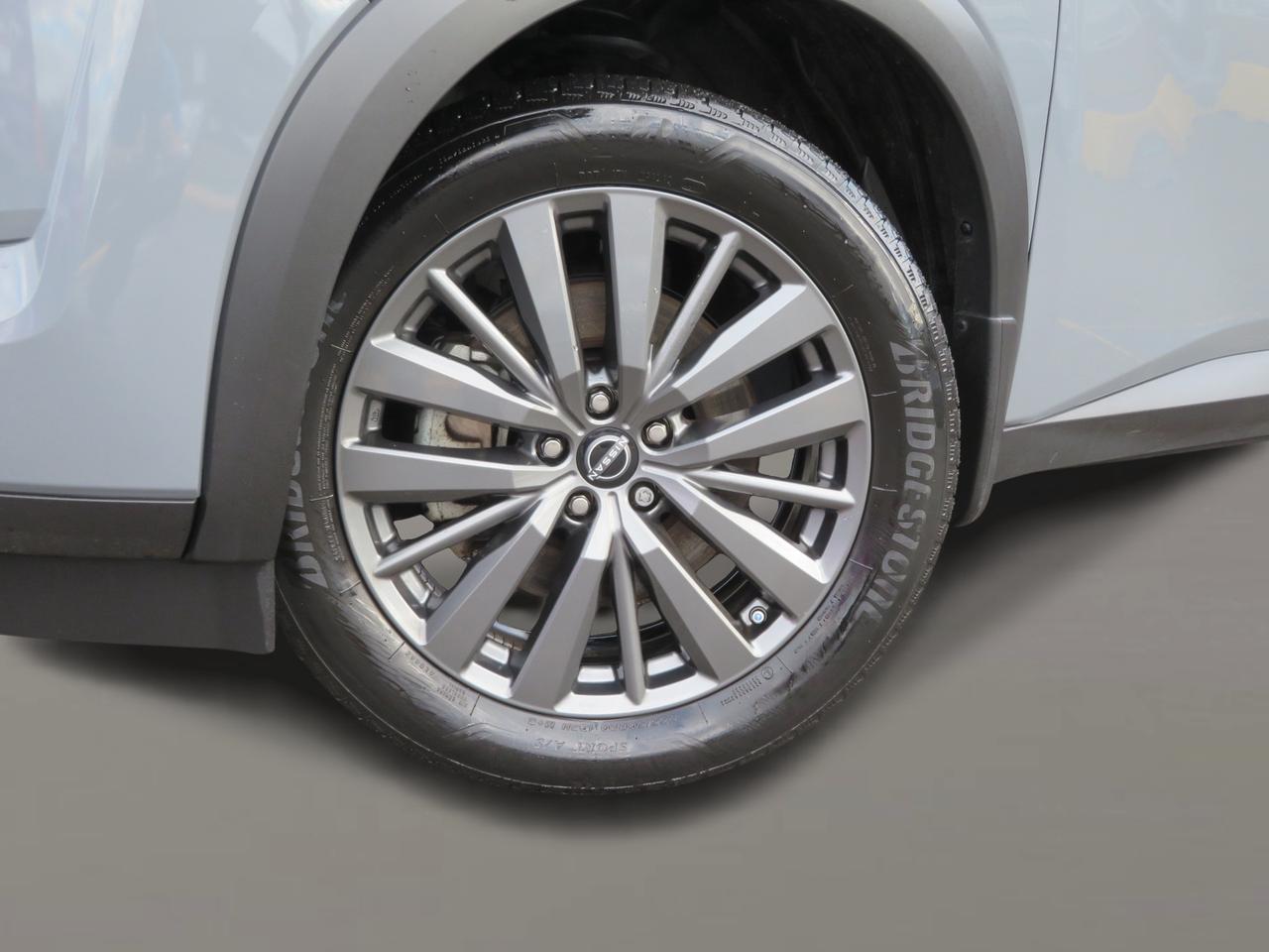 2024 Nissan Pathfinder SL 4WD Photo