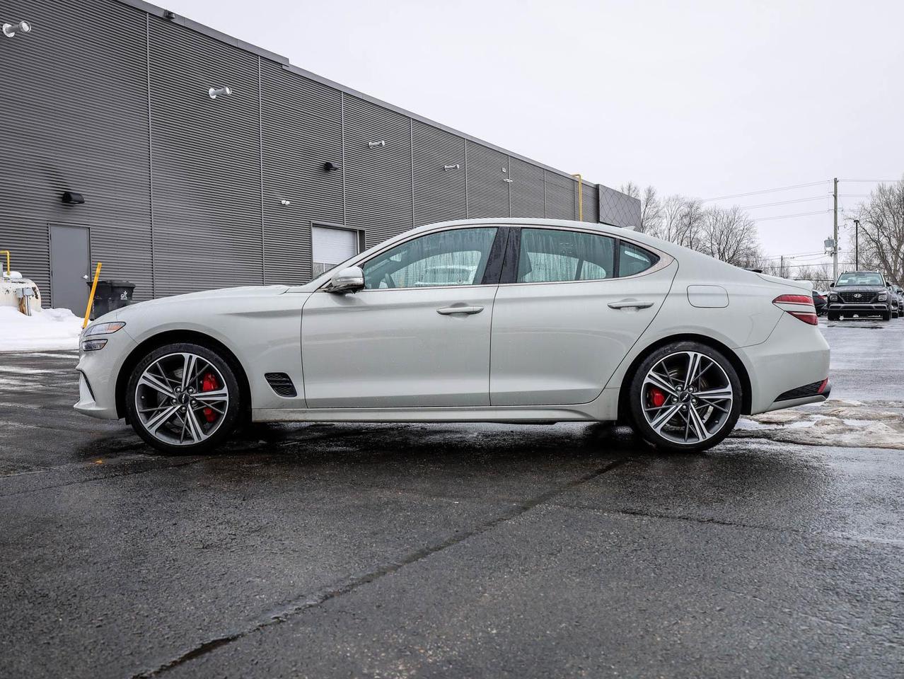 2025 Genesis G70  Photo