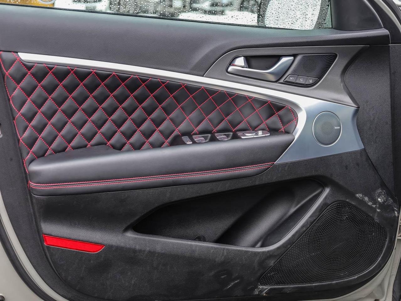 2025 Genesis G70  Photo