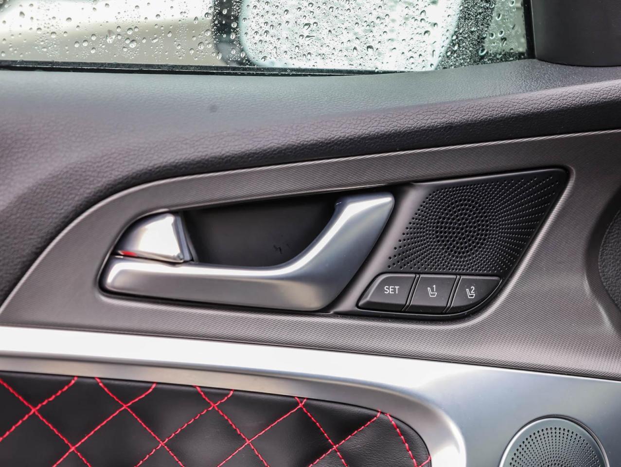 2025 Genesis G70  Photo