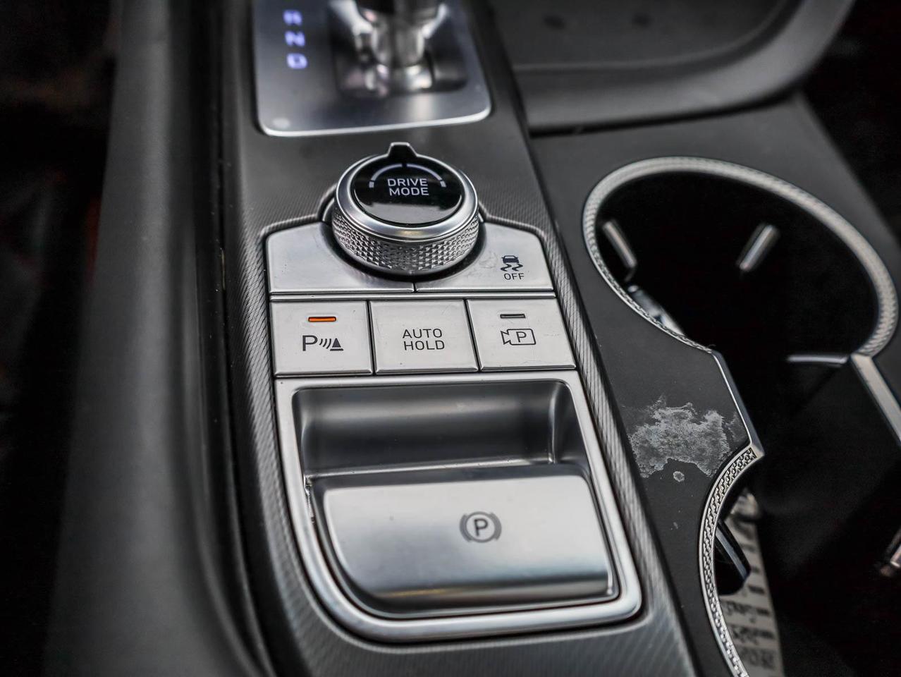 2025 Genesis G70  Photo