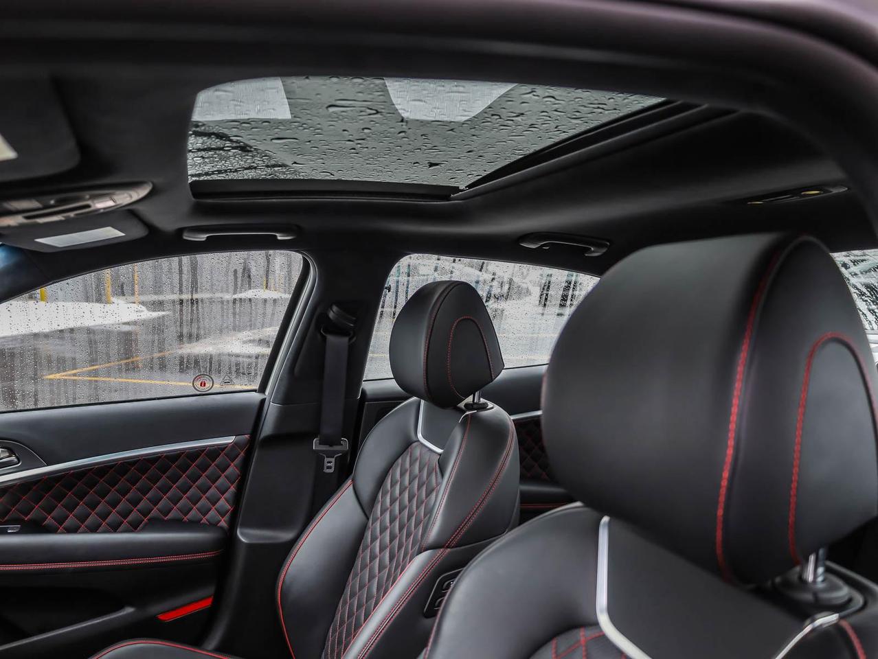 2025 Genesis G70  Photo