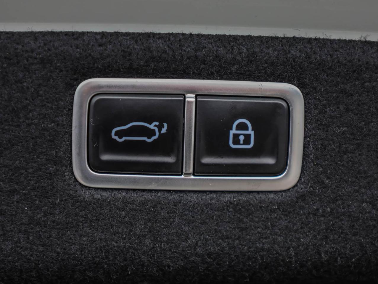 2025 Genesis G70  Photo