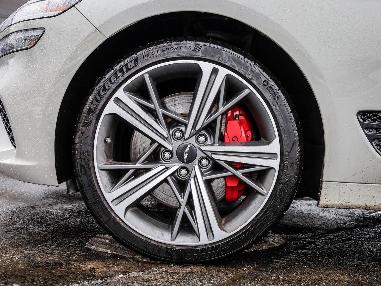 2025 Genesis G70  Photo