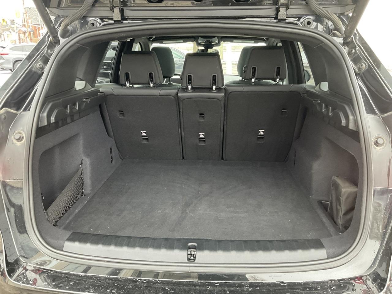 2023 BMW X1 xDrive28i Premium Essential - PANO ROOF! NAV! BACK Photo