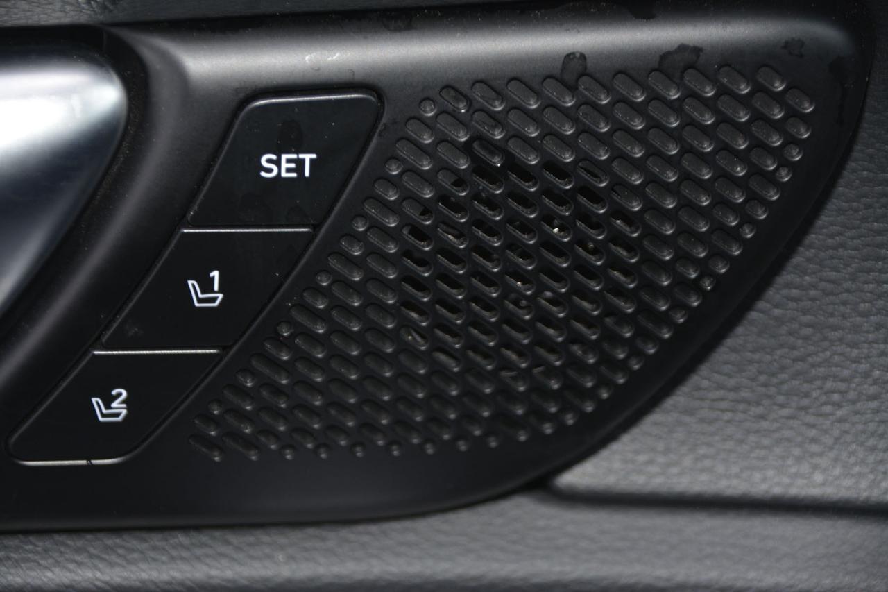 2023 Kia Telluride SX Photo