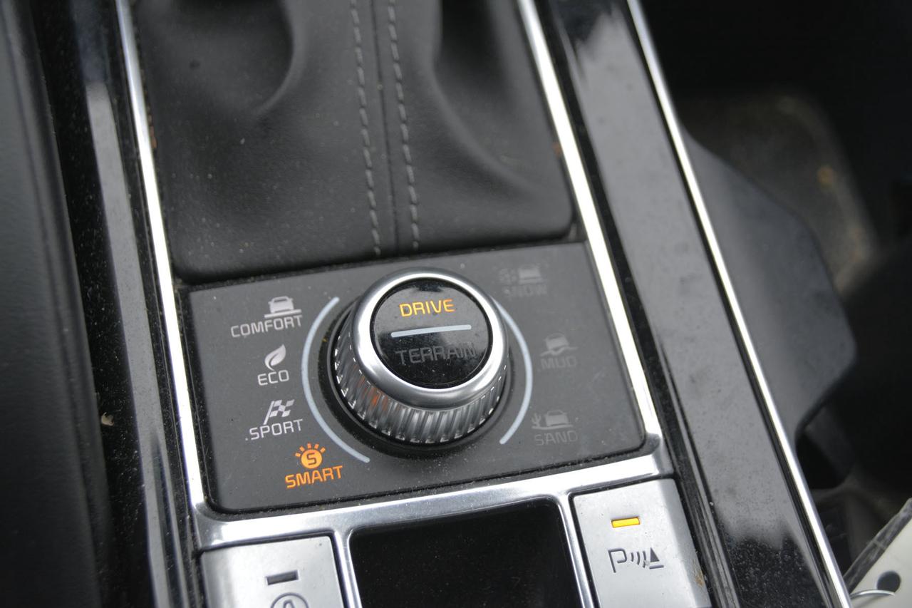 2023 Kia Telluride SX Photo