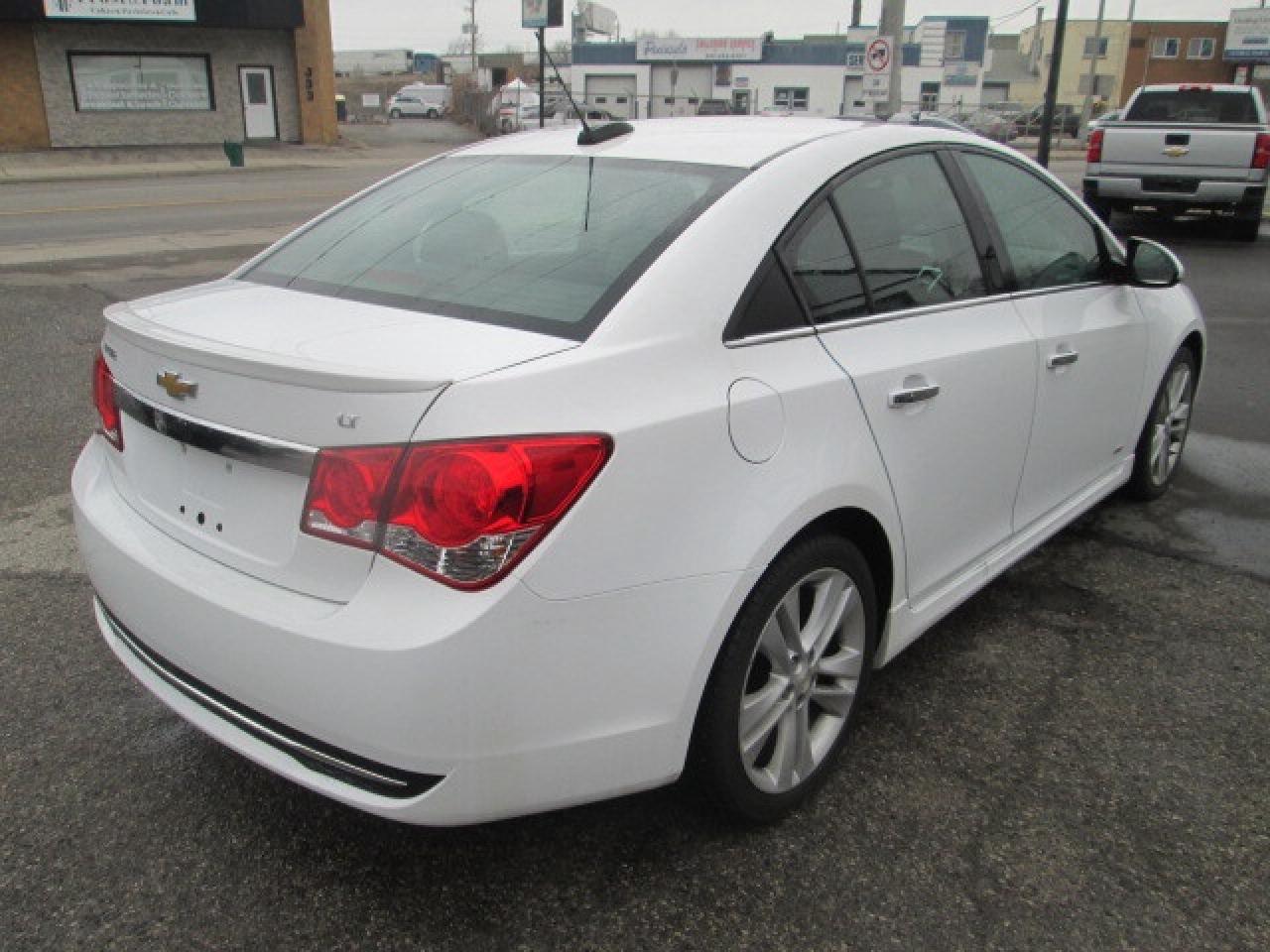 2015 Chevrolet Cruze 4dr Sdn 2LT, Leather, Sunroof Photo