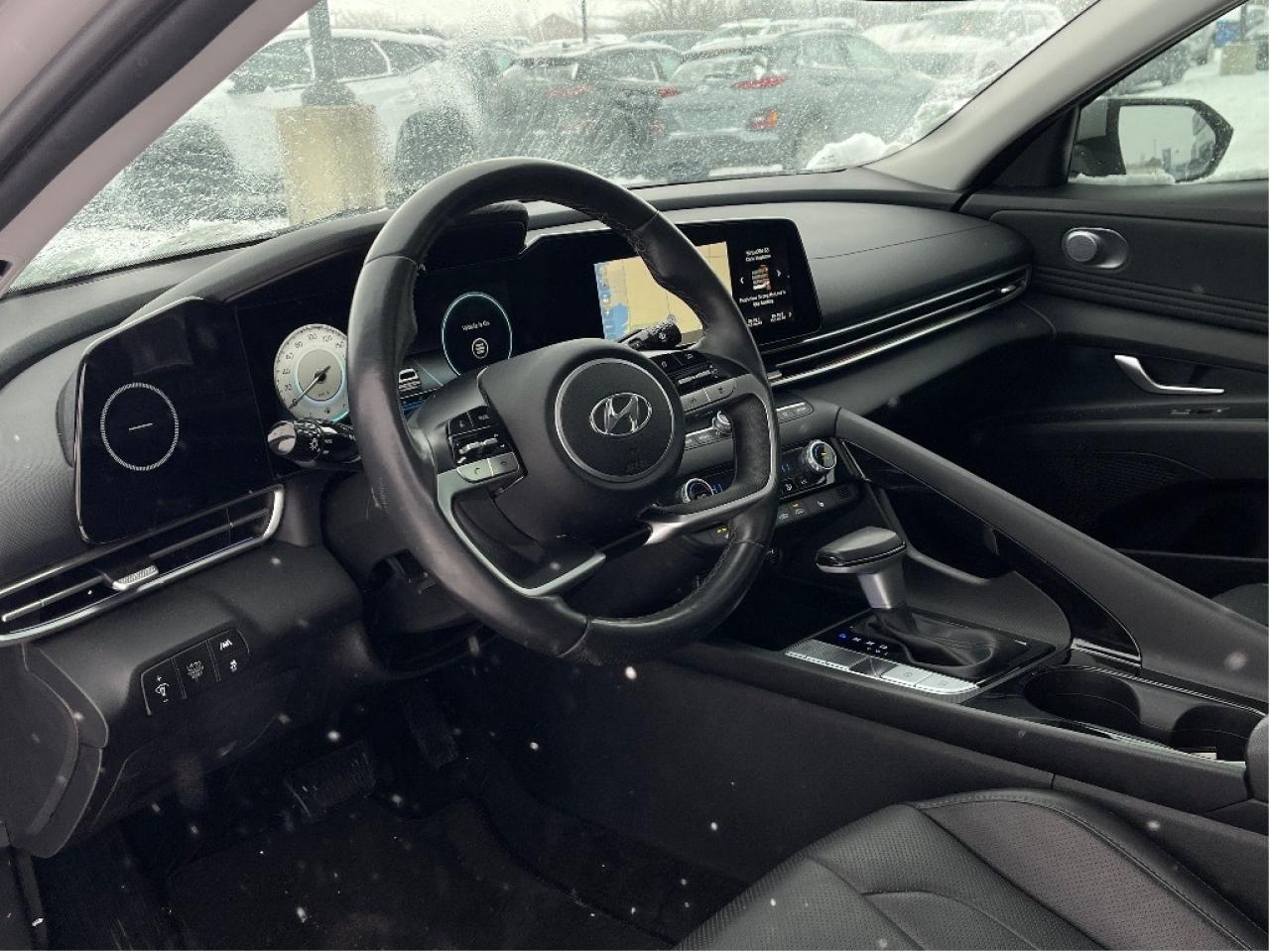 2023 Hyundai Elantra Hybrid Luxury DCT Photo