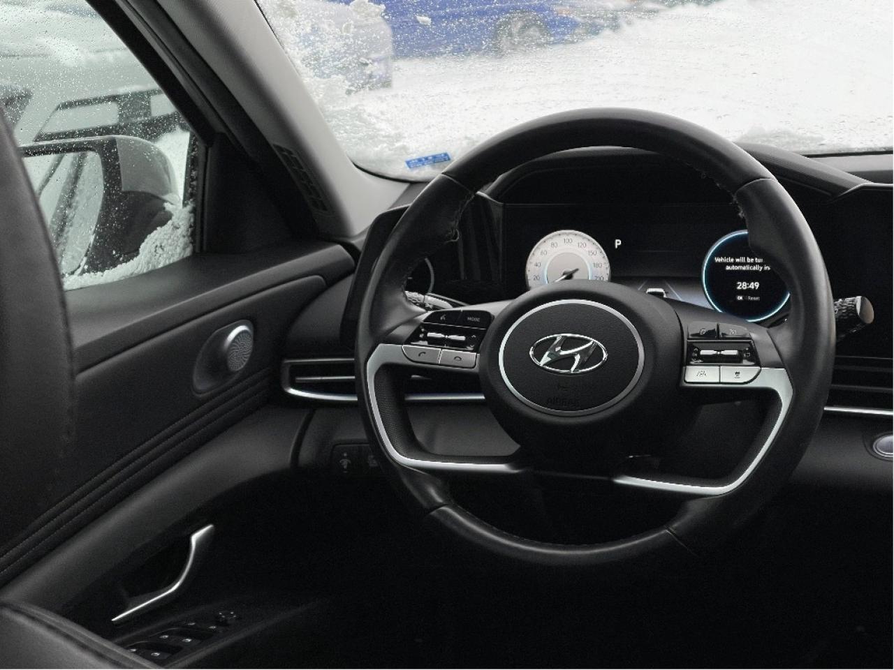 2023 Hyundai Elantra Hybrid Luxury DCT Photo