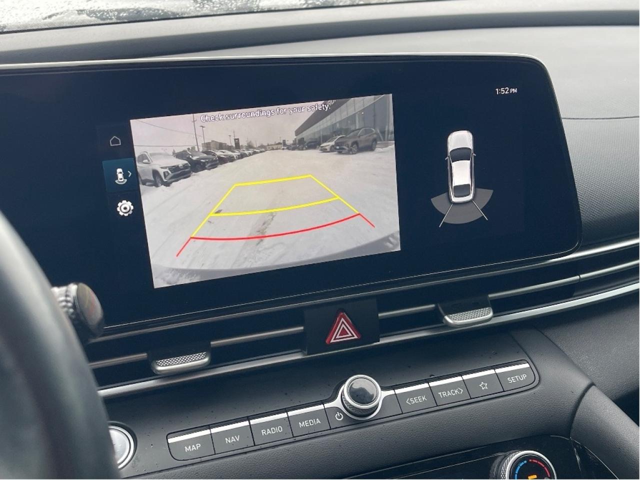 2023 Hyundai Elantra Hybrid Luxury DCT Photo