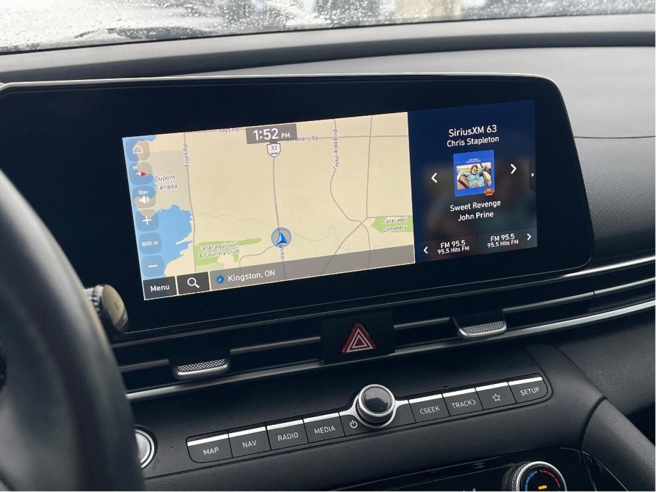 2023 Hyundai Elantra Hybrid Luxury DCT Photo