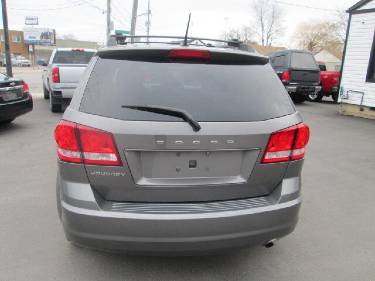 2012 Dodge Journey FWD 4dr SE Plus, Local Trade In, Alloy Wheels Photo4