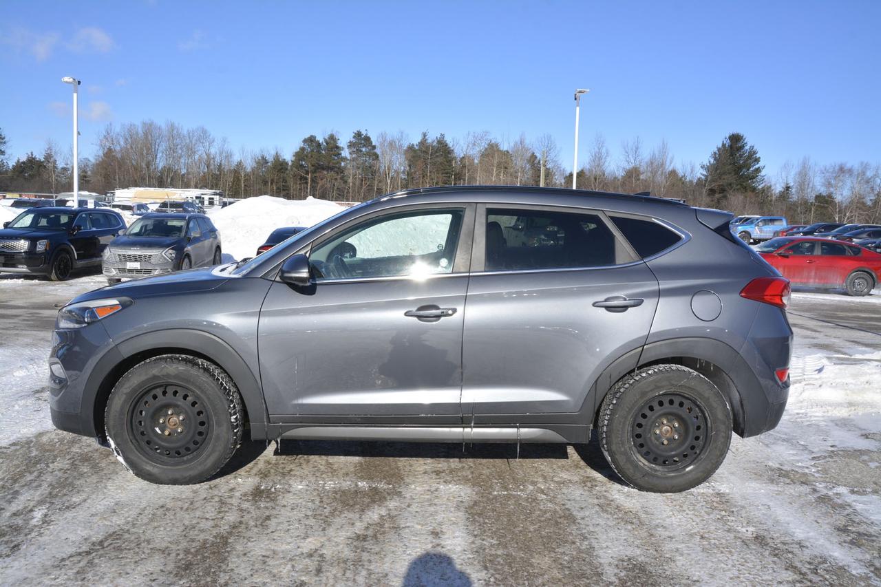 2016 Hyundai Tucson SE Photo