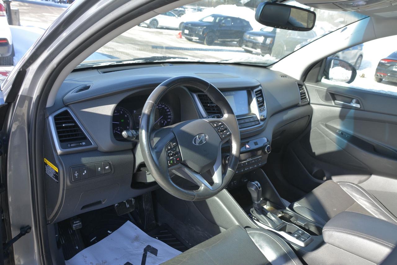 2016 Hyundai Tucson SE Photo